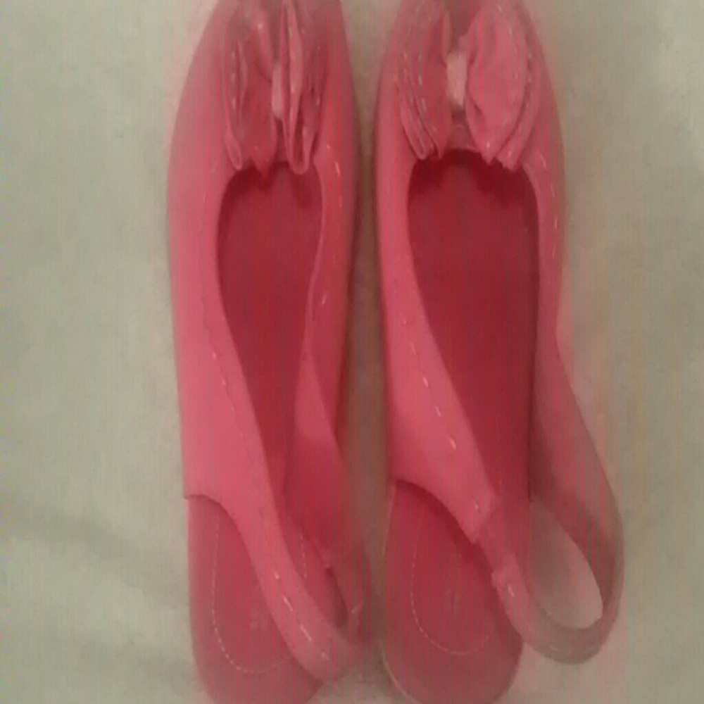 Shoes - Picture 1 of 5
